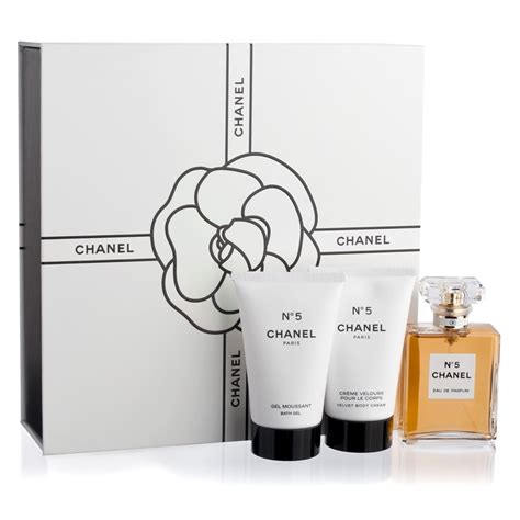 chanel number five gift set|chanel no 5 travel set.